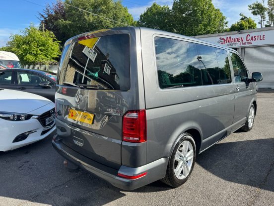 Volkswagen Transporter 2.0 Bitdi T32 Bmt Tech Highlight HG65ZGA  #2