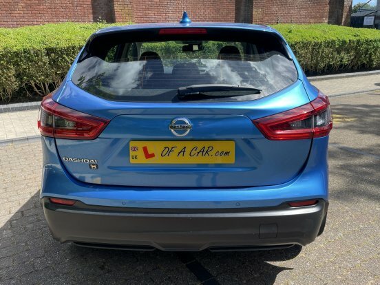 Nissan Qashqai 1.3 Dig-t Acenta Premium VF19HTV Blue #3