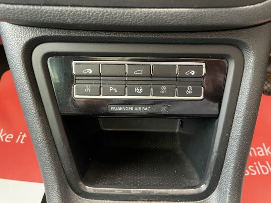 Seat Alhambra  Black #8
