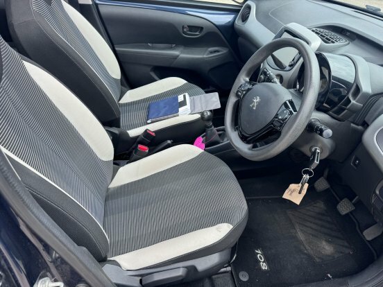 Peugeot 108 1.0 Active Top Blue #2