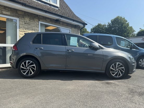 Volkswagen Golf 1.6 Tdi Match Euro 6 HJ69FHZ Grey #3