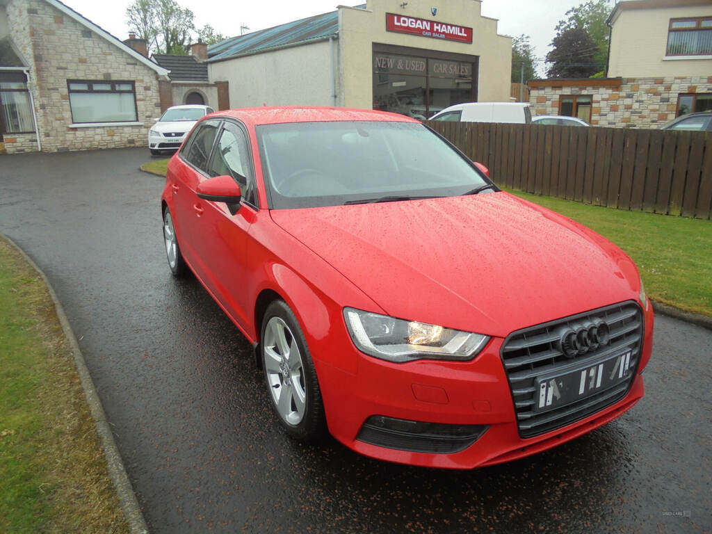 Audi A3 1.4 Tfsi 125 Sport Red