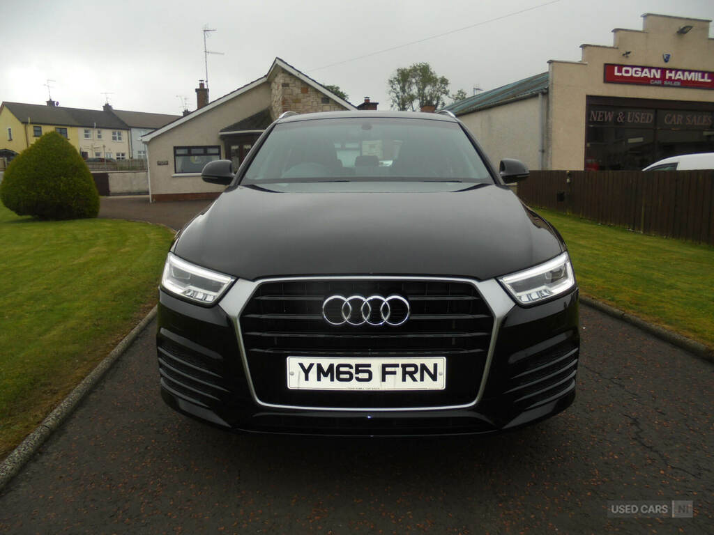 Audi Q3 2.0 Tdi S Line Black #3