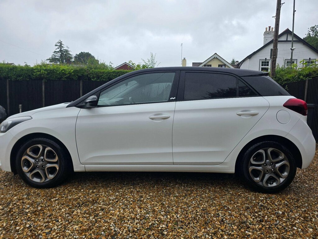 Hyundai I20 1.2 Play Euro 6 Ss CK69JBX White #3