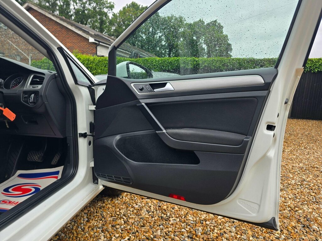 Volkswagen Golf 1.4 Tsi Bluemotion Tech Match Edition Dsg Euro 6 WG66LXW White #6