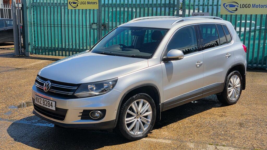Volkswagen Tiguan Suv NXZ8284 Silver
