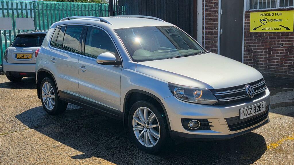 Volkswagen Tiguan Suv NXZ8284 Silver #2