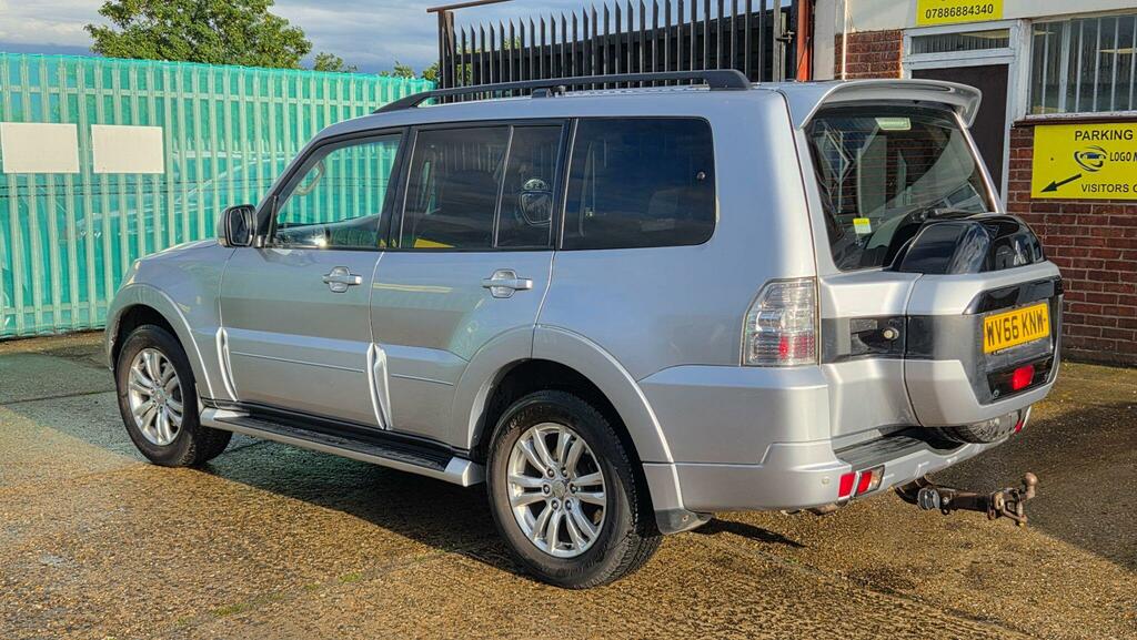 Mitsubishi Shogun Suv Silver #3