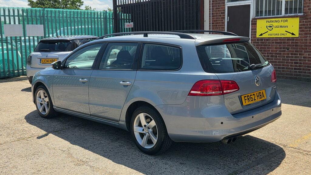 Volkswagen Passat Estate Grey #4
