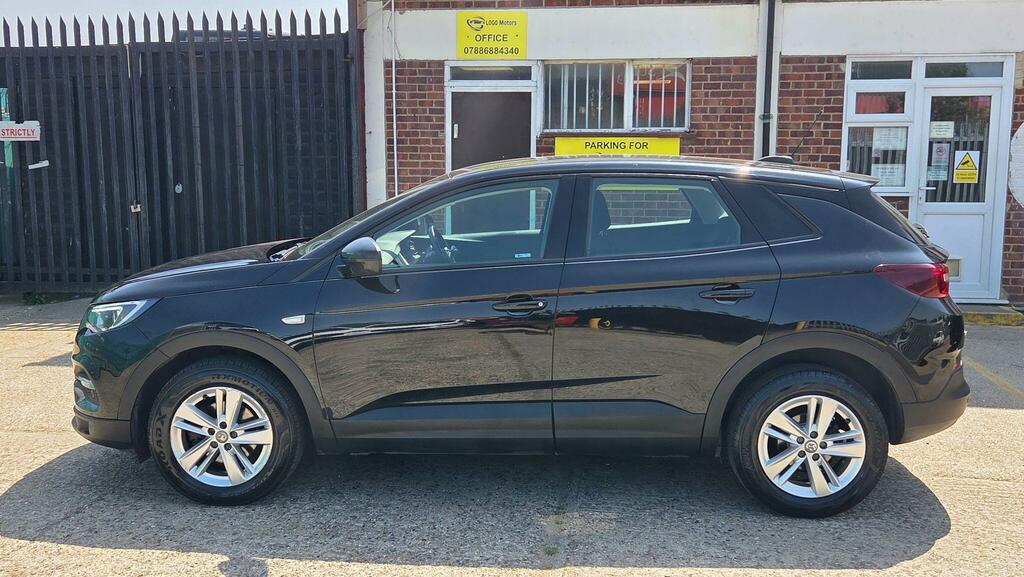 Vauxhall Grandland X Suv Black #6