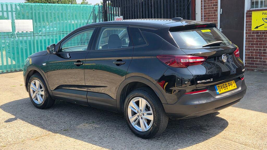 Vauxhall Grandland X Suv Black #4