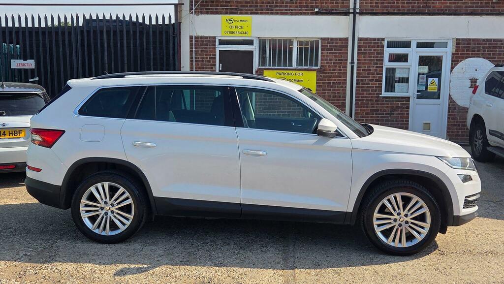 Skoda Kodiaq Suv White #6