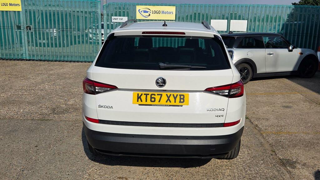 Skoda Kodiaq Suv White #5
