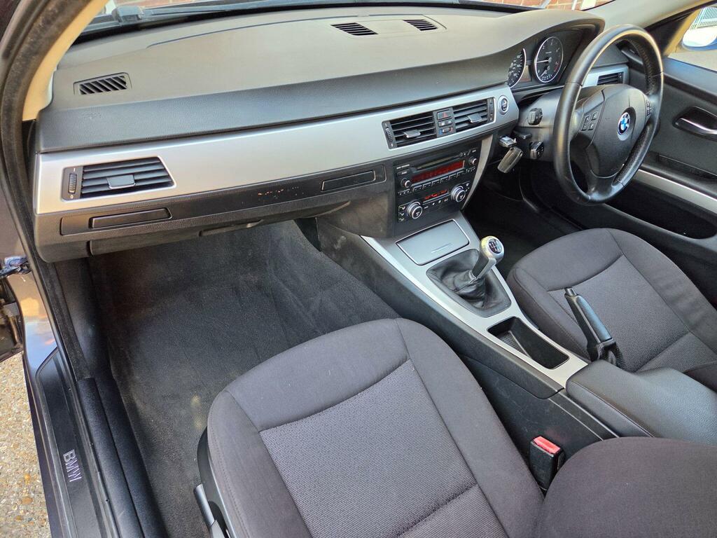 BMW 3 Series 2.0 320D Se Touring Euro 4 Black #12