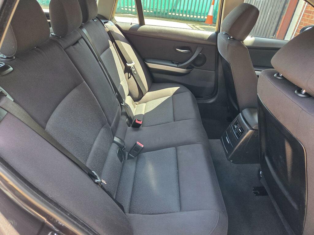 BMW 3 Series 2.0 320D Se Touring Euro 4 Black #18