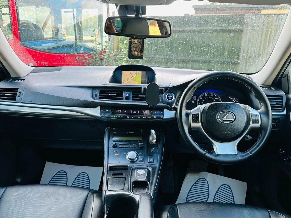 Lexus CT 1.8 200H Advance 136 Bhp-1 Former Keeper-last Black #16