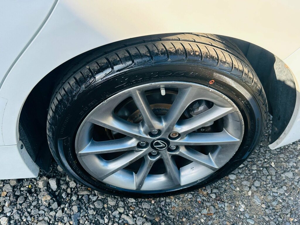 Lexus CT 1.8 200H Advance 136 Bhp-1 Former Keeper-last Black #21