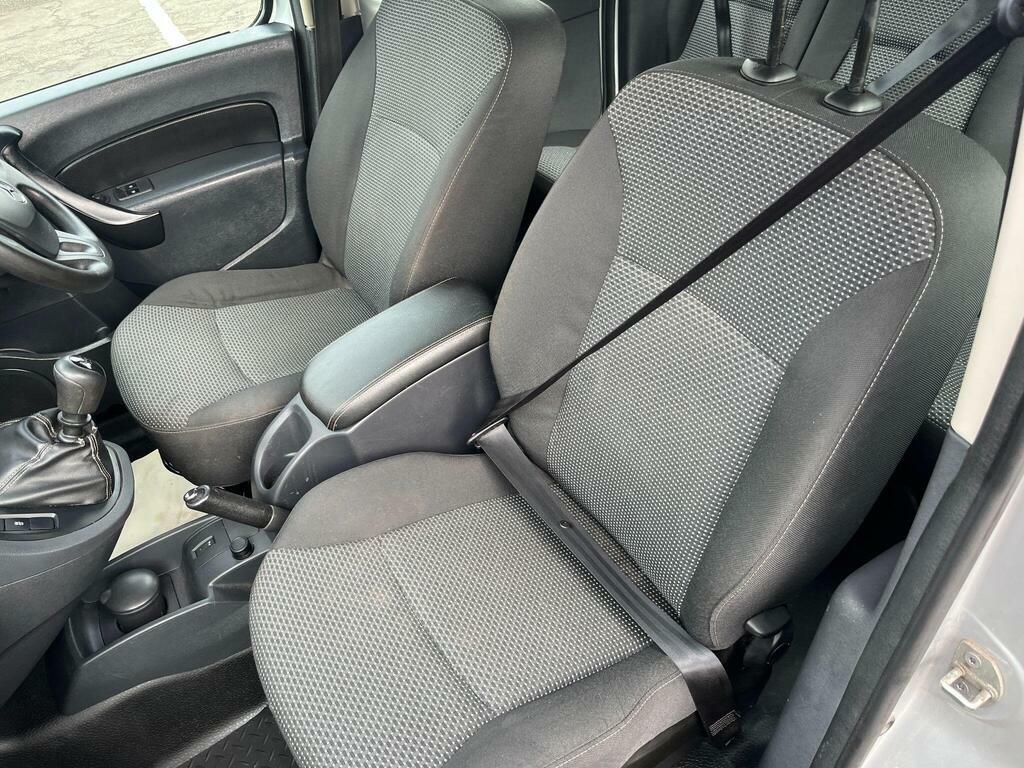 Mercedes-Benz CITAN Mpv Black #11