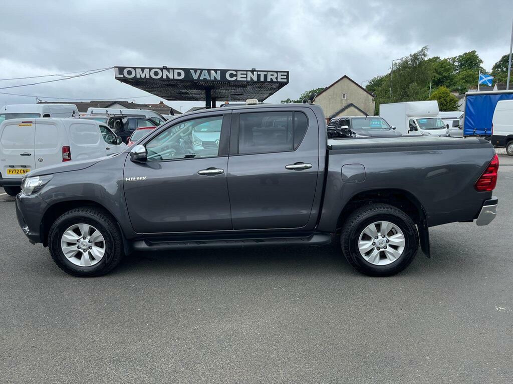 Toyota HILUX 2.4 D-4d Icon 4Wd Euro 6 Grey #2
