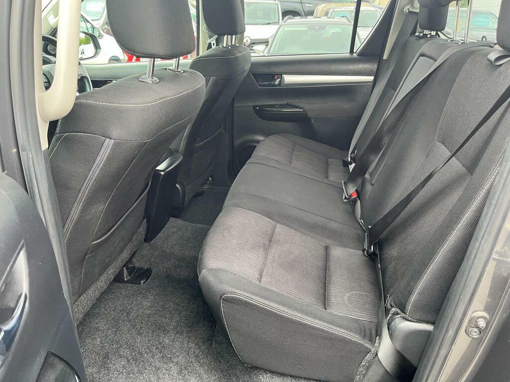 Toyota HILUX Active Pick Up 2.4 D-4d  #11