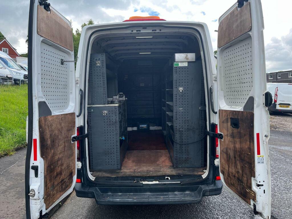 Volkswagen Crafter 2.0 Tdi Cr35 Bluemotion Tech Startline Fwd Mwb Hig White #4