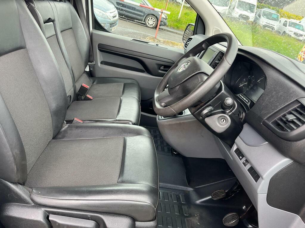 Vauxhall Vivaro Mpv Grey #7