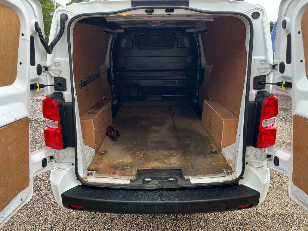 Vauxhall Vivaro 1.5 Turbo D 2900 Sportive L2 H1 Euro 6 S S White #6