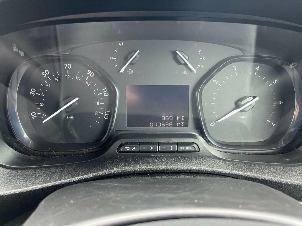 Vauxhall Vivaro Mpv Grey #10