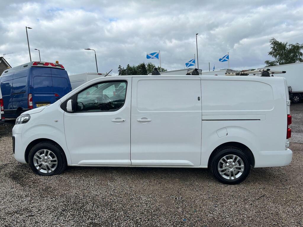 Vauxhall Vivaro 1.5 Turbo D 2900 Sportive L2 H1 Euro 6 S S White #5