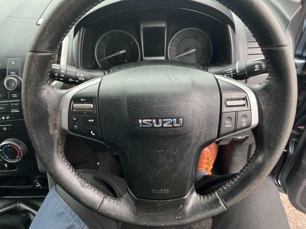 Isuzu D-Max 2.5 Td Yukon Pickup 4X4 194 Green #11