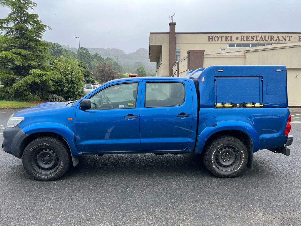Toyota HILUX 2.5 D-4d Active Pickup Double Cab Blue #3