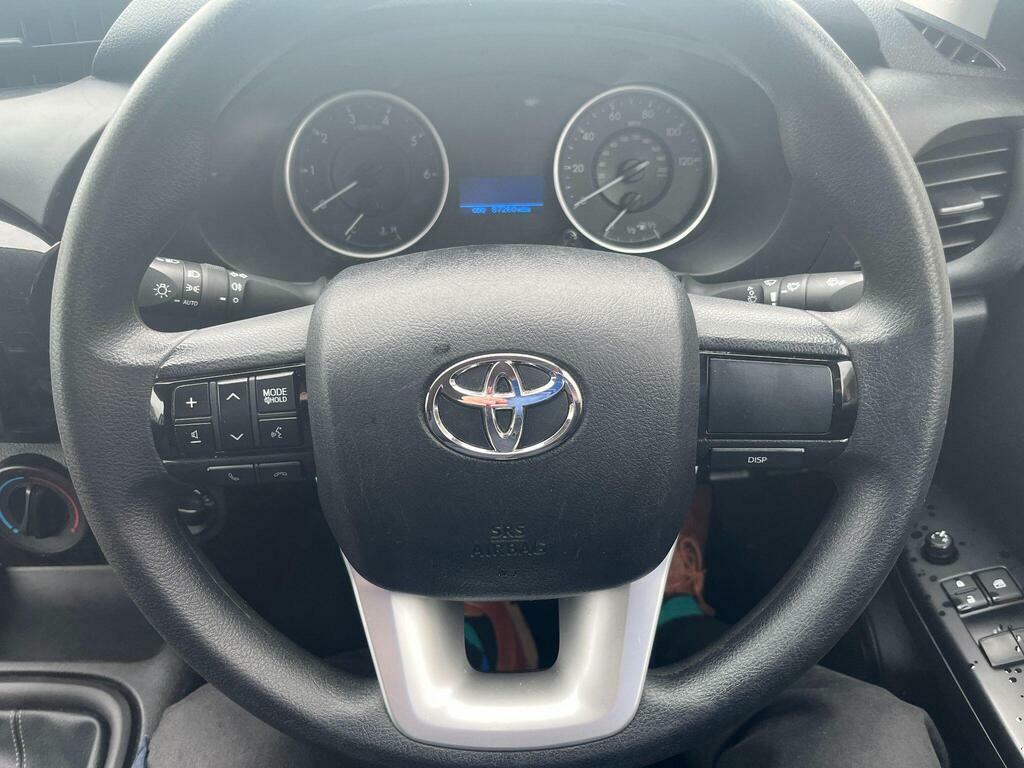 Toyota HILUX Active 4Wd Ecb White #15