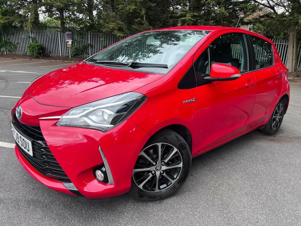 Toyota Yaris 1.5 Vvt-h Icon Tech E-cvt Euro 6 Ss FL69SOU Red #3