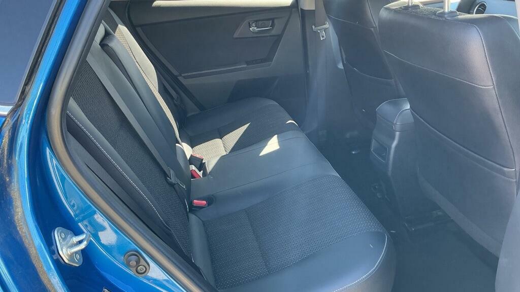 Toyota Auris Hatchback 1.8 Grey #8