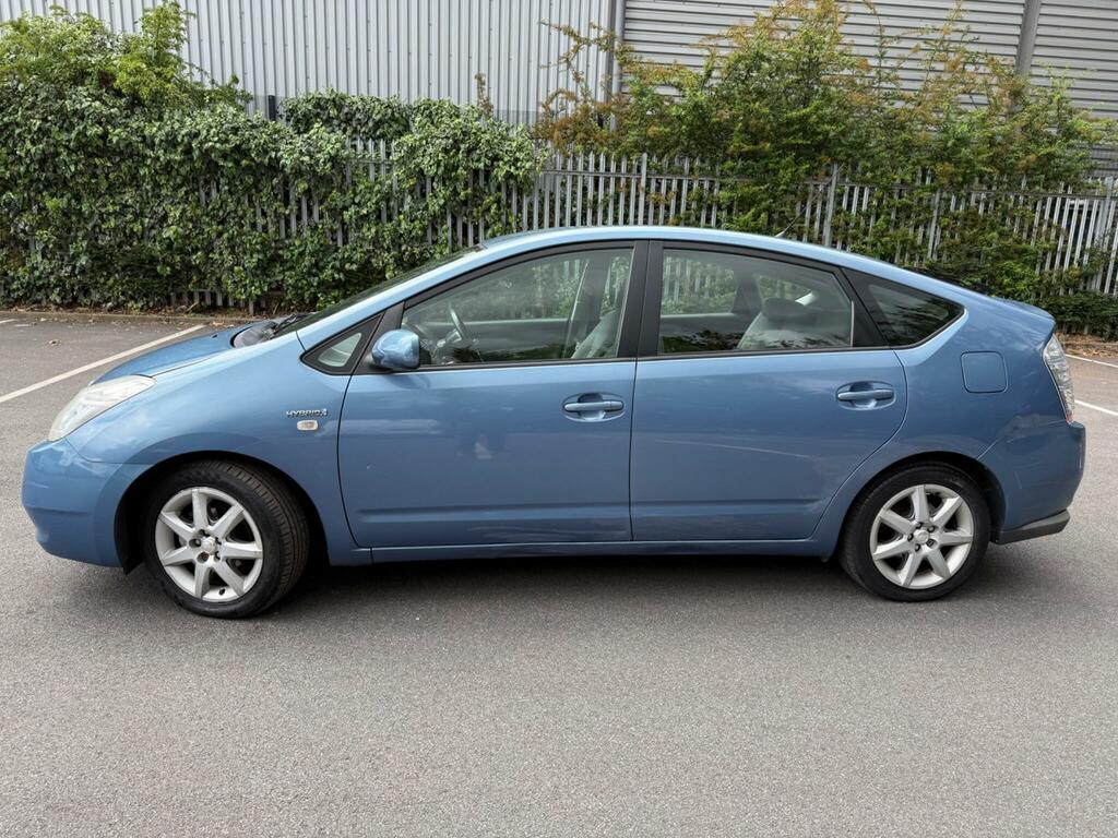 Toyota Prius 1.5 T4 Cvt Blue #6