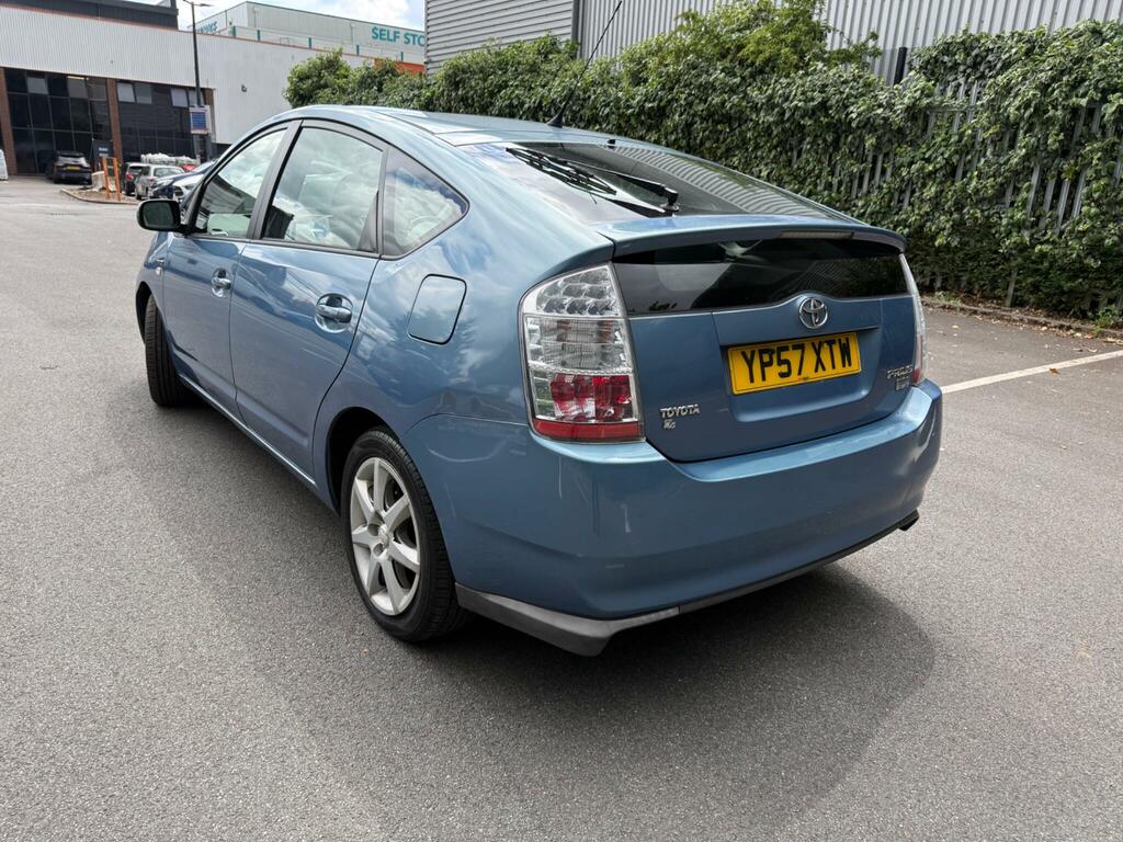 Toyota Prius 1.5 T4 Cvt Blue #4