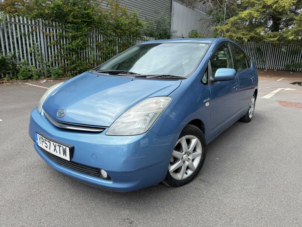 Toyota Prius 1.5 T4 Cvt Blue #3
