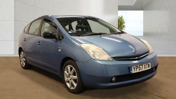Toyota Prius 1.5 T4 Cvt Blue #4