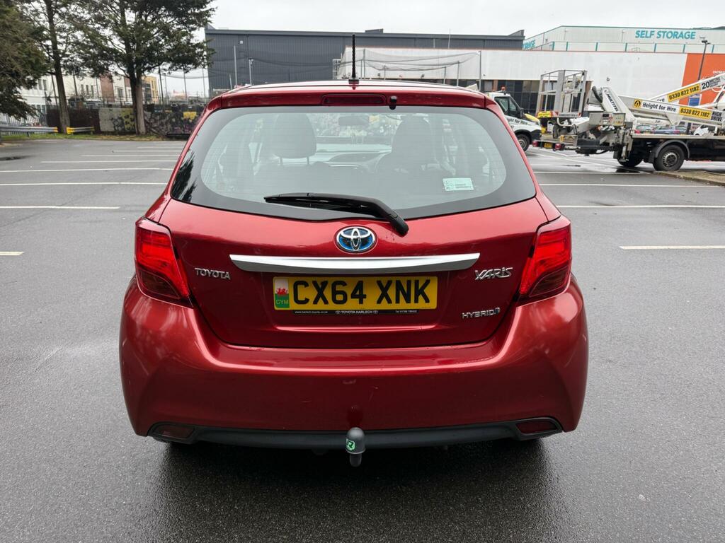 Toyota Yaris 1.5 Vvt-h Icon E-cvt Euro 6 CX64XNK Red #4