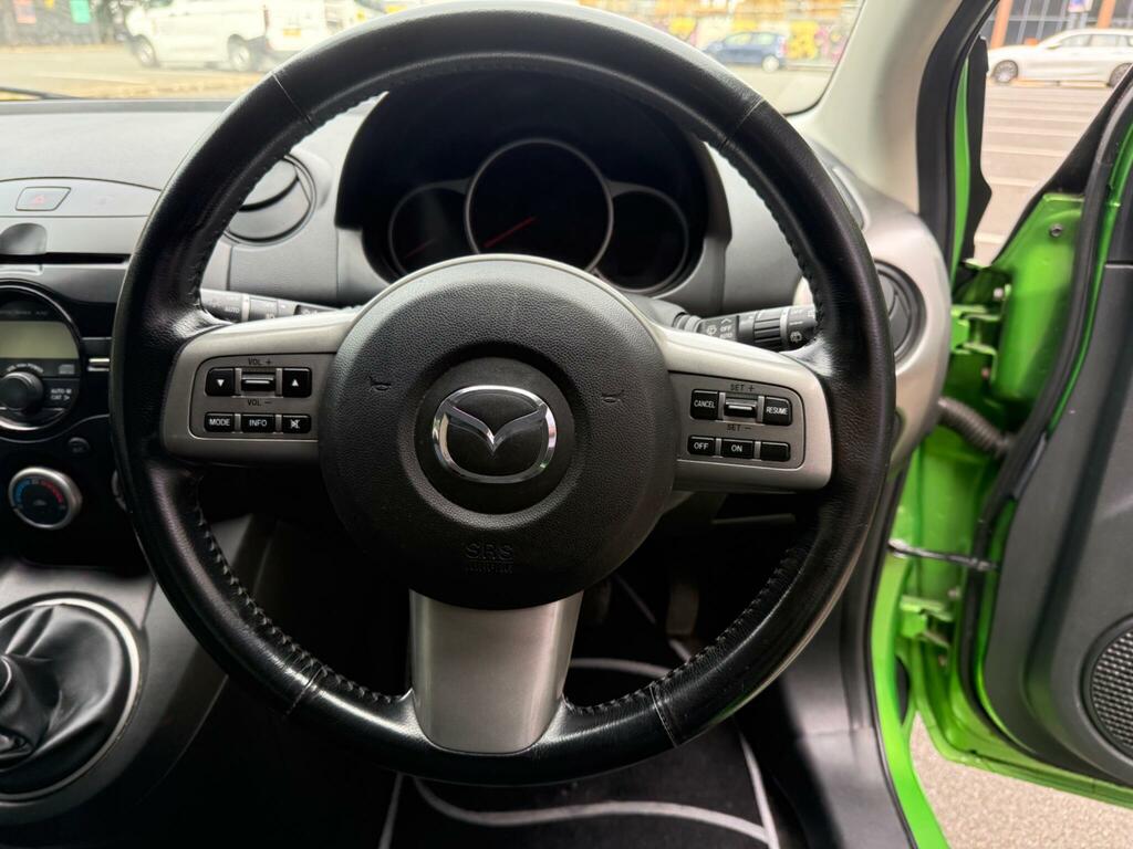 Mazda 2 1.5 Sport Hatchback Euro 4 103 Black #18
