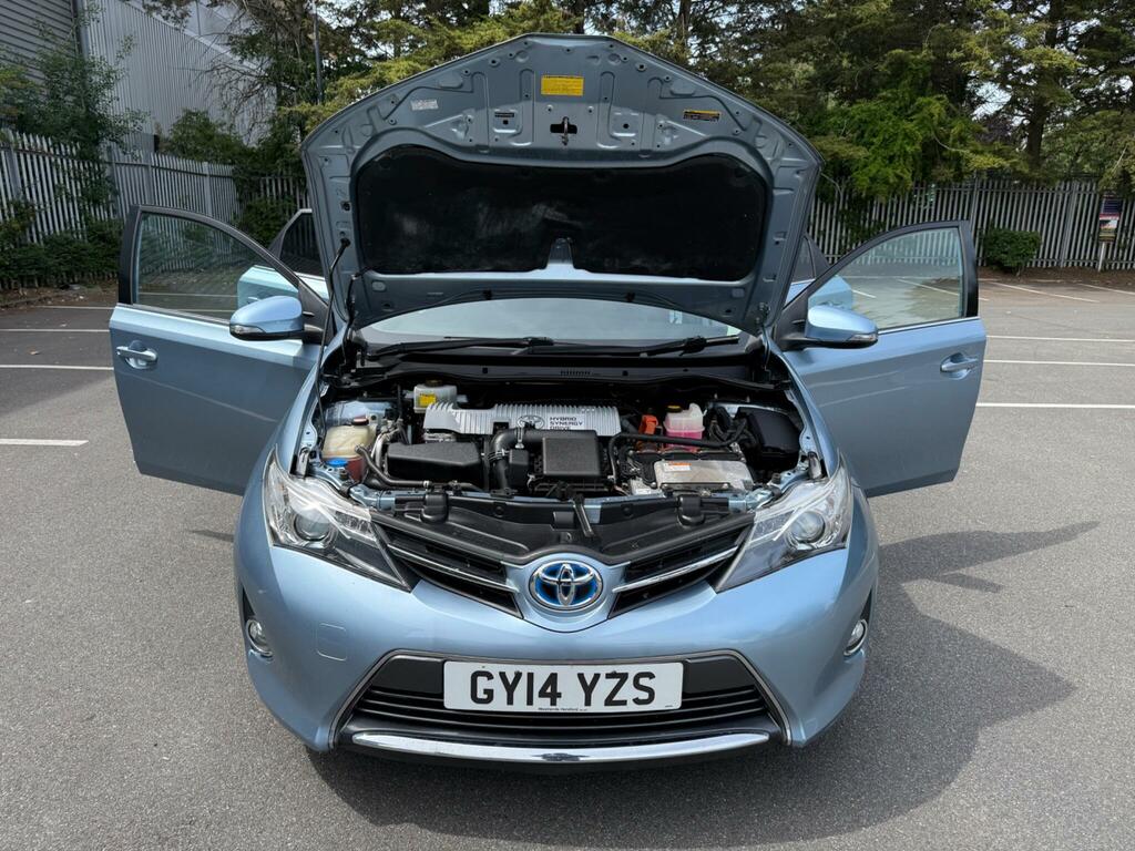 Toyota Auris 1.6 V-matic Icon Hatchback Multidrive S Black #9
