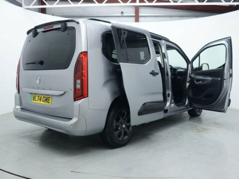 Vauxhall Combo Life Design XL White #49