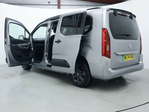 Vauxhall Combo Life Design XL White #47