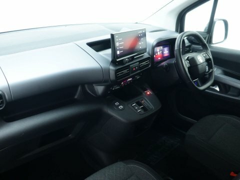 Vauxhall Combo Life Design XL White #35
