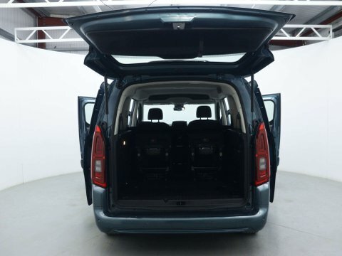 Vauxhall Combo Life Ultimate XL 136Ps Blue #50