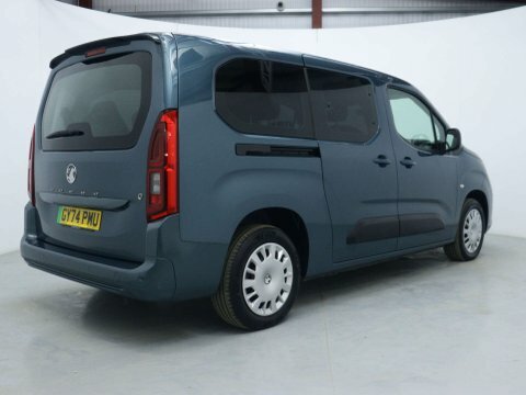 Vauxhall Combo Life Ultimate XL 136Ps Blue #7