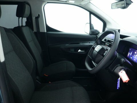 Vauxhall Combo Life Ultimate XL 136Ps Blue #33