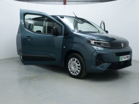 Vauxhall Combo Life Ultimate XL 136Ps Blue #45