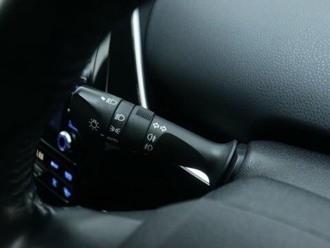 Toyota Prius Import #32