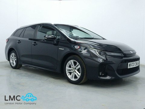 Suzuki Swace Estate Black